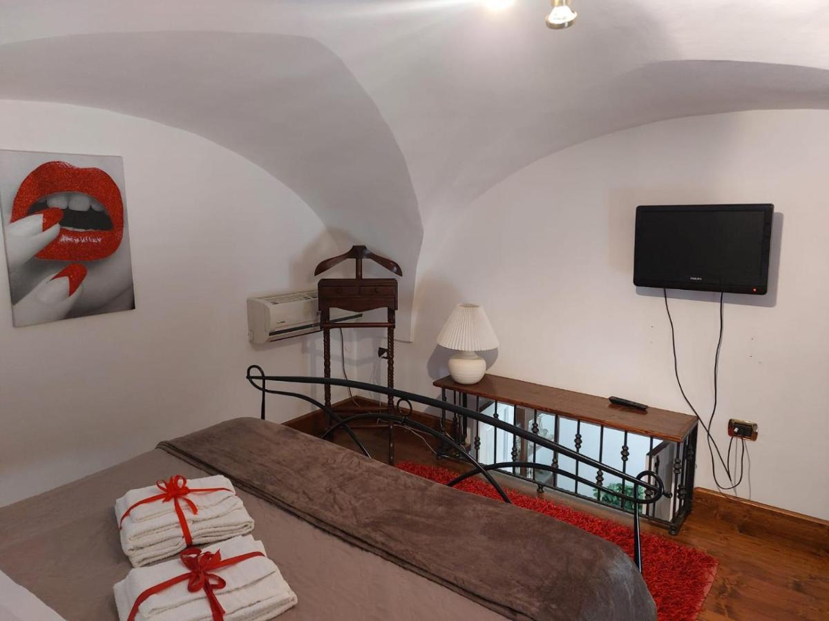 Suite Del Conservatorio Nel Centro Storico Lecce Exterior foto