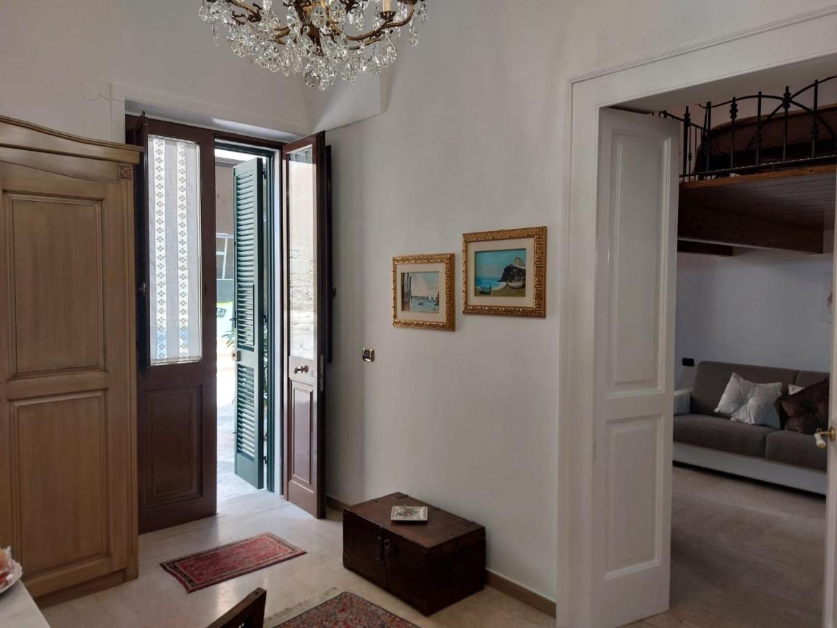 Suite Del Conservatorio Nel Centro Storico Lecce Exterior foto